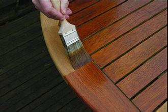 涂料行業(yè)“綠色”風潮升級 木蠟油漆漸成新寵